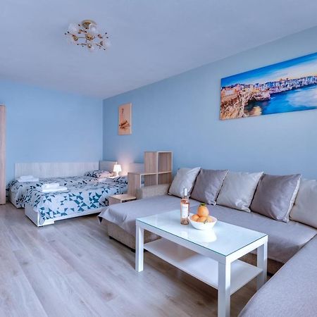 Daisy - 3 Room And Kitchen Apartment In Lazur بورغاس المظهر الخارجي الصورة